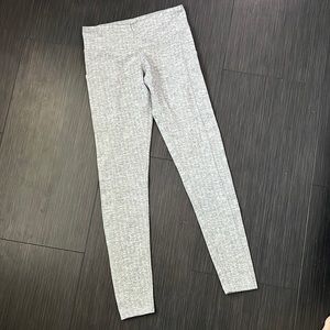 C9 leggings with side pockets